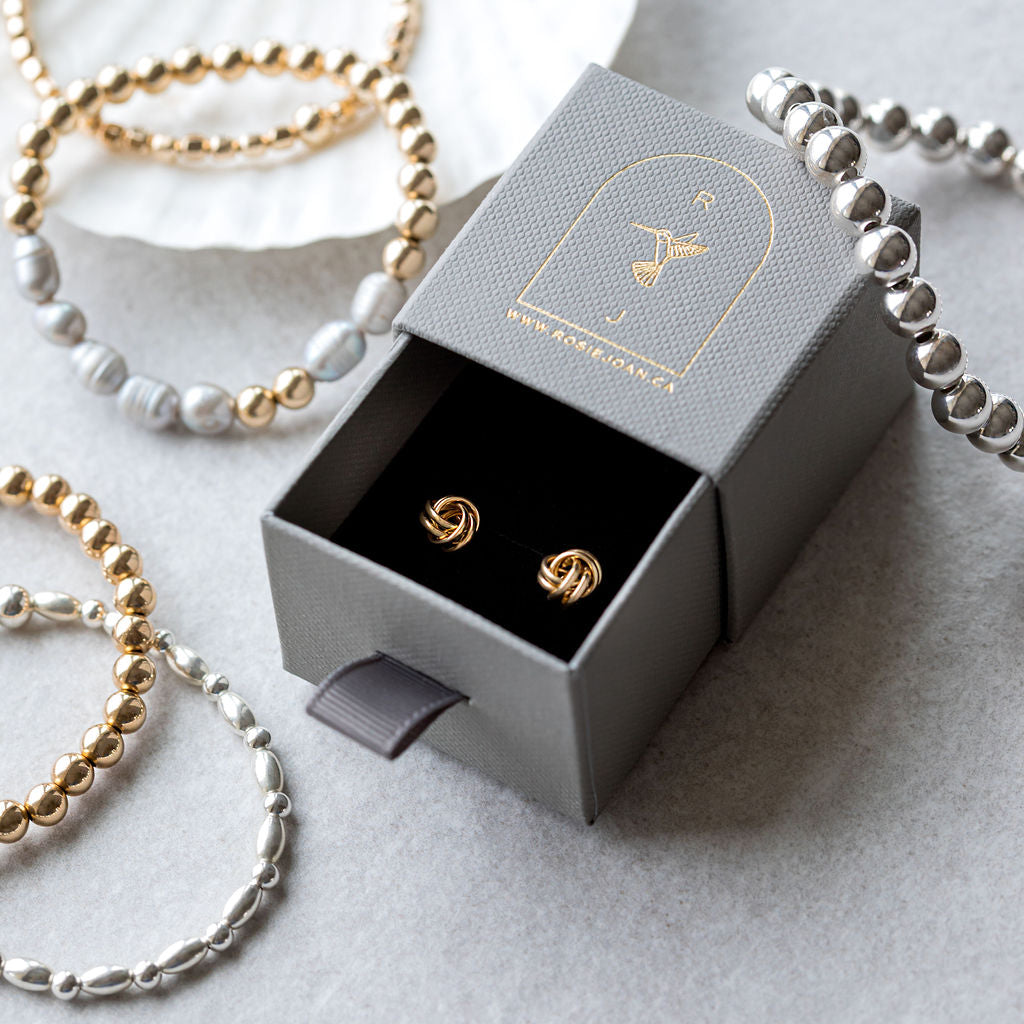 14k Gold Love Knot studs - 6MM
