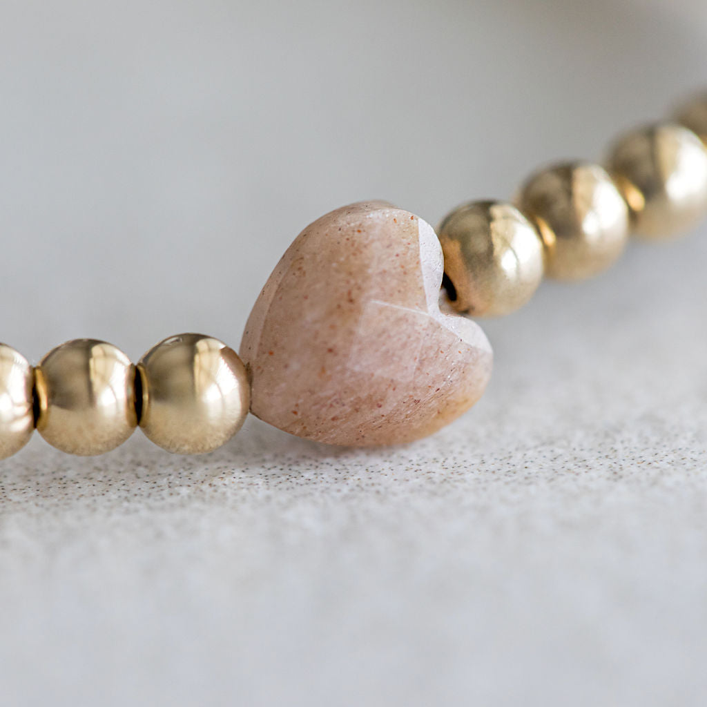 4mm Moonstone Heart - Gold