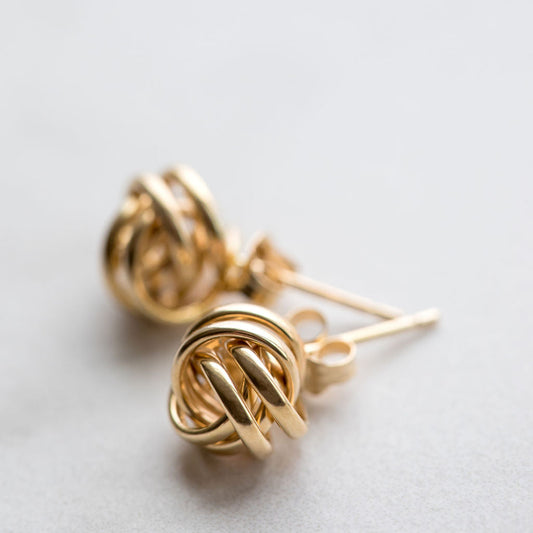 14k Gold Love Knot studs - 6MM